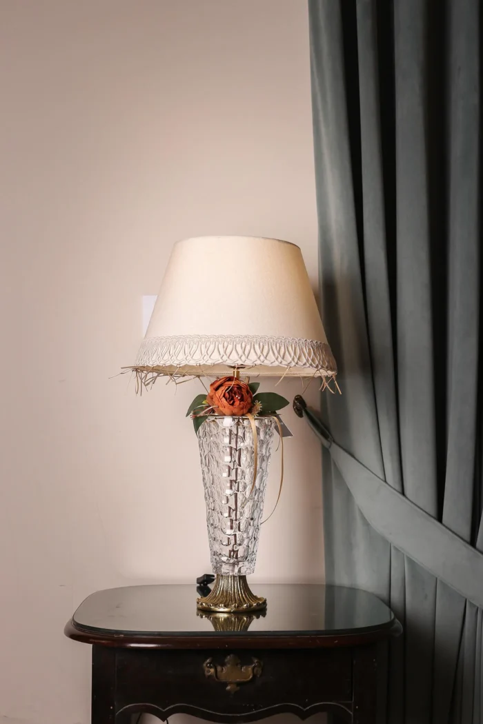 crystal base lamp