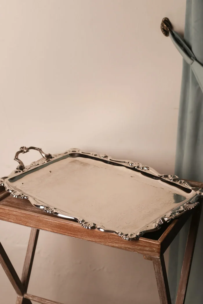 Rectangular tray